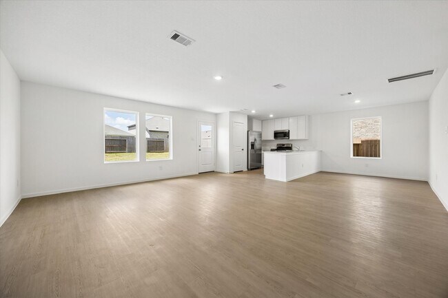 Building Photo - 16847 Spotted Oak Dr
