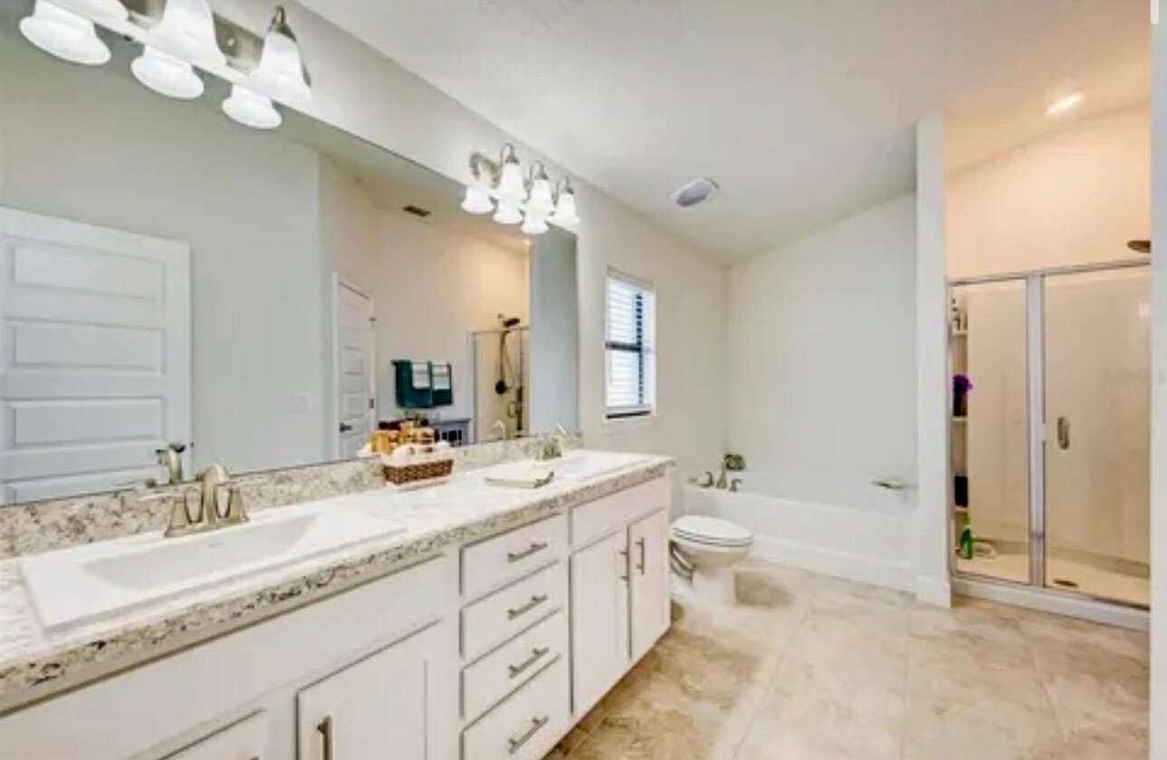 Building Photo - 9302 46th Ct E