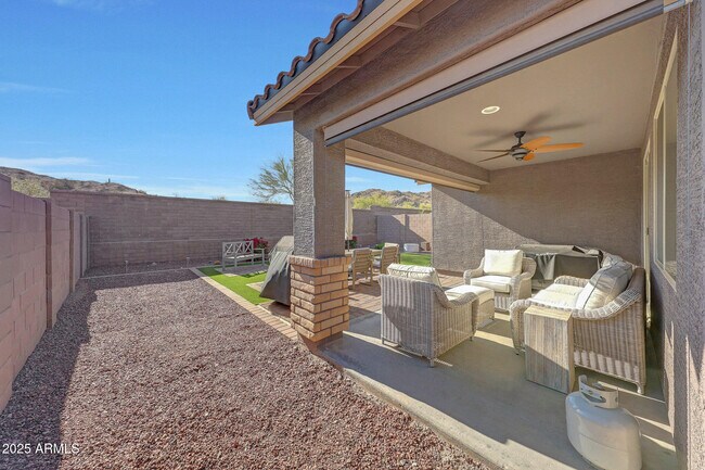 Building Photo - 8490 S 165th Dr