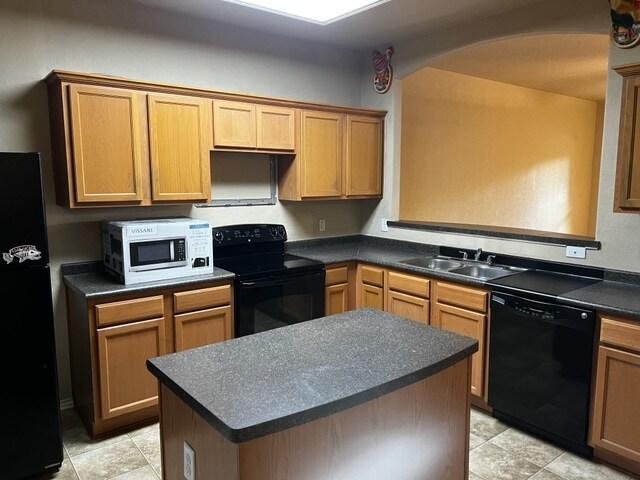 Building Photo - 5702 Sendero Spgs