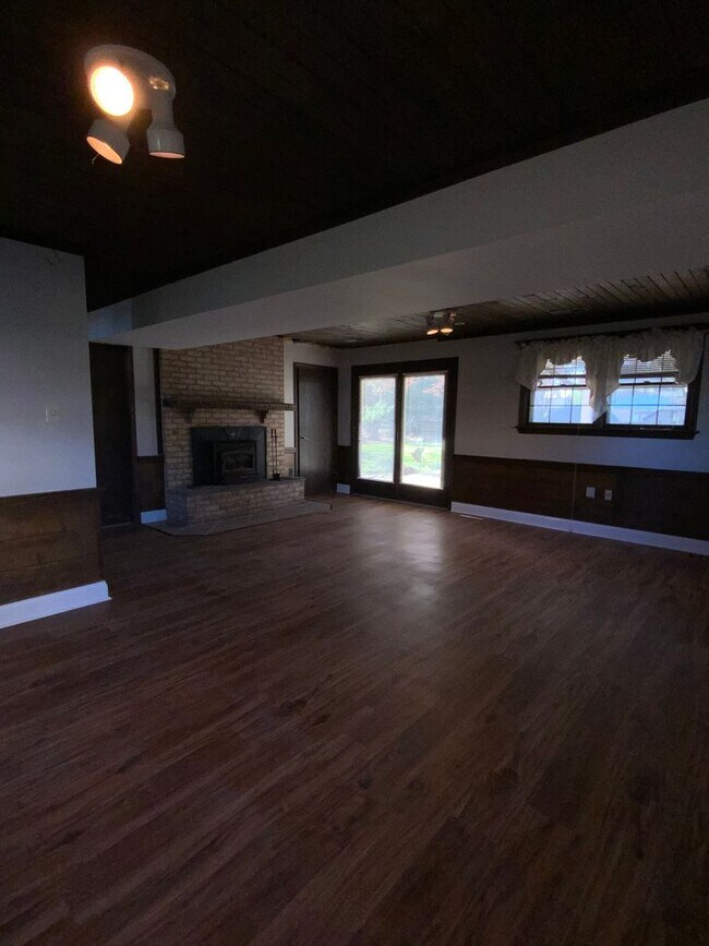 Building Photo - 418 Parkwynne Rd