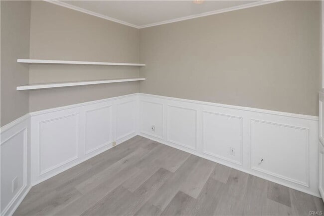 Building Photo - 434 Manhattan Ave