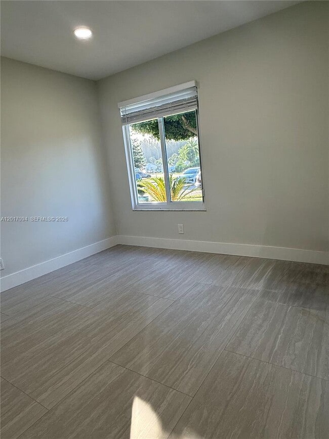 Building Photo - 18818 Cloud Lake Cir