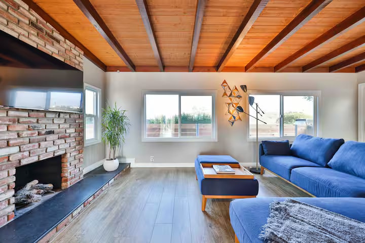 Building Photo - 6421 Carthage St