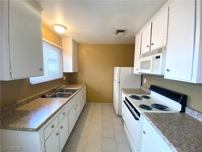 Building Photo - 3200 Arlene Way
