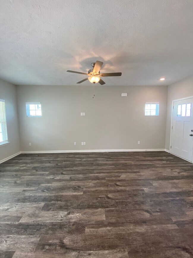 Building Photo - 1802 Streamsong Dr