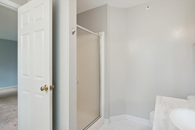 Building Photo - 2817 Barclay Way