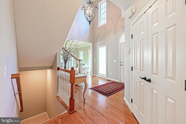 Building Photo - 47333 Middle Bluff Pl