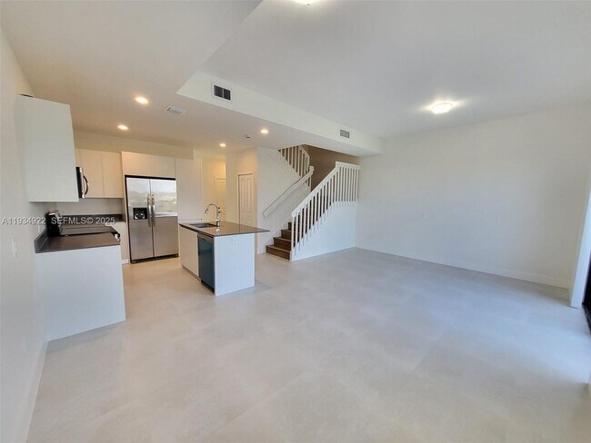 Building Photo - 19011 SW 344th Ter