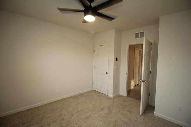 Building Photo - 1405 Mineral Lp Dr NW