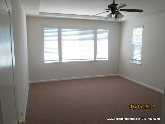 Building Photo - East Roseville, New Carpet * Paint, 2657sqft 4 Bed 3 Ba, 3 Car Garage Large Bonus Room