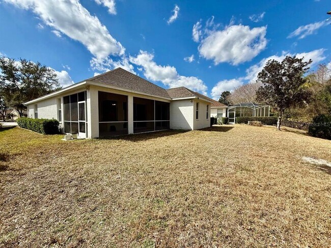 Building Photo - 10226 Evergreen Hill Dr