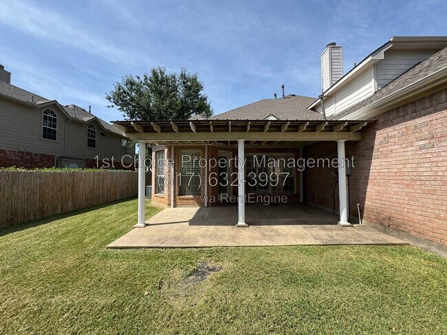 Building Photo - 3006 Upland Dr