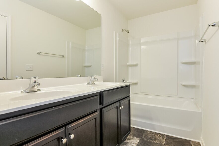 Building Photo - 97 Gaillardia Way