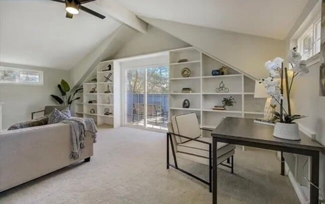 Building Photo - Spacious Single Family Home
