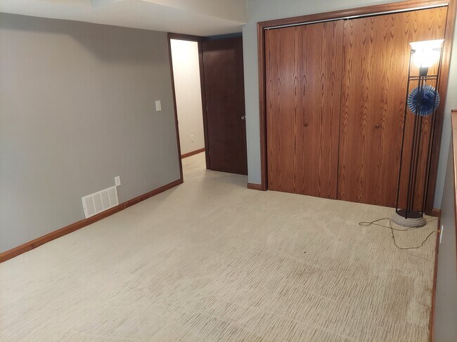 Building Photo - 5176 54th Ave NW