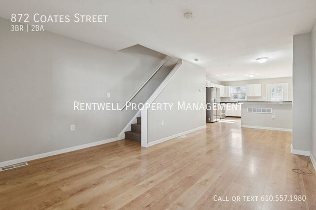 Building Photo - 872 Coates St