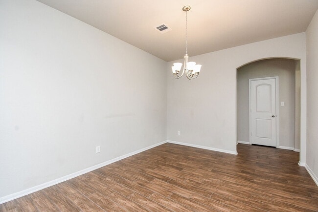 Building Photo - 4442 Buentello Dr