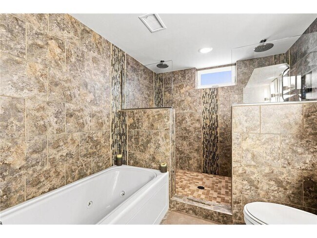Building Photo - 4424 W 70th St