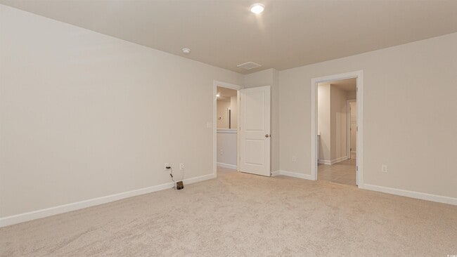 Building Photo - 4559 Day Lily Run St