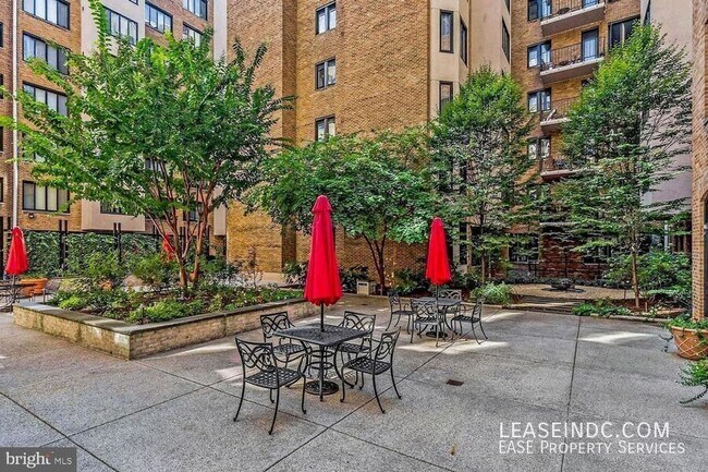 Building Photo - 1701 16th St NW