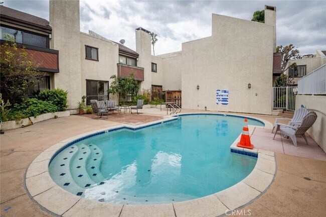 Building Photo - 1244 Valley View Rd