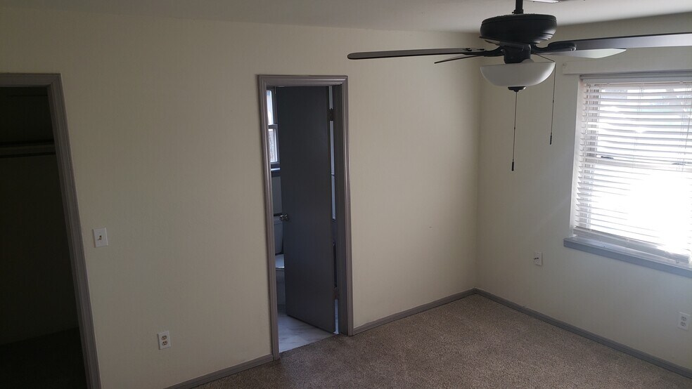 Building Photo - 5312 Chad Rd