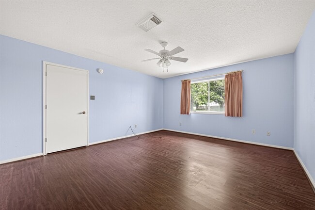 Building Photo - 5120 Williams School Rd