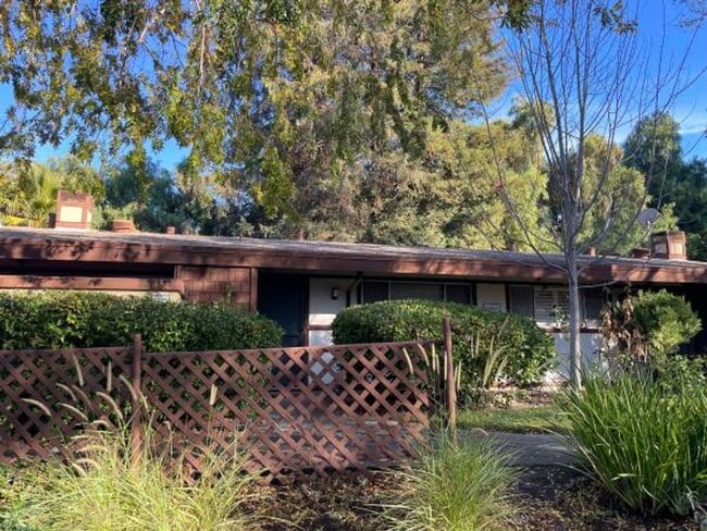 Primary Photo - 1-Bedroom Unit with Parking in Mountain View, CA!