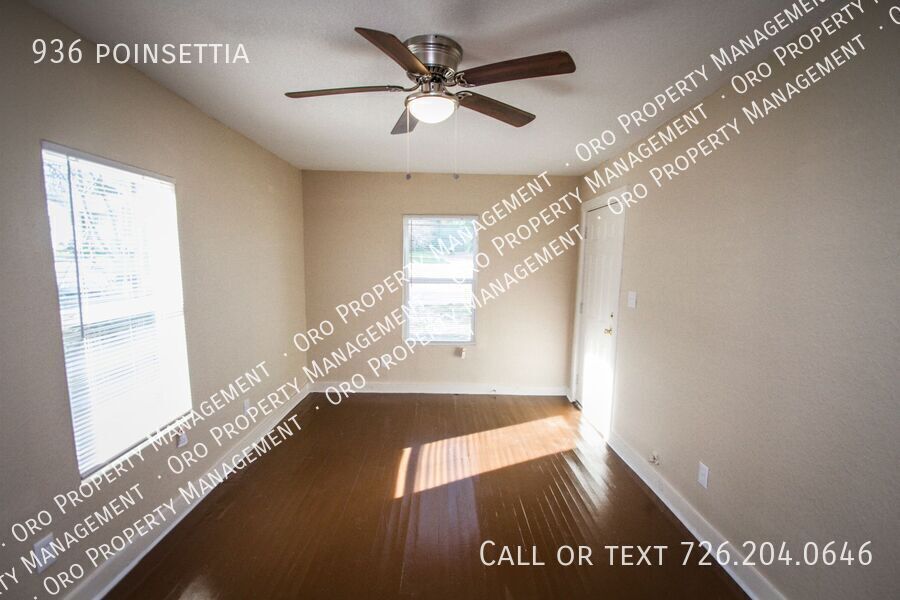 Building Photo - 936 poinsettia-
