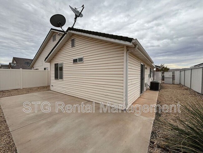 Building Photo - 136 S 1930 W