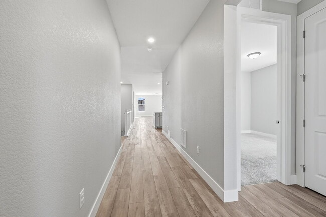 Building Photo - $3,040.95, $300 off the first month's rent, 3 Beds - 2 Bath, Single Family Home in Dacono with 3-...