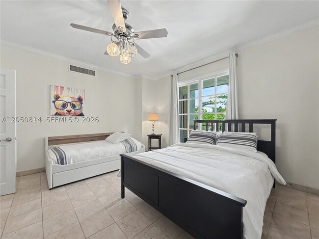 Building Photo - 2124 Fisher Island Dr