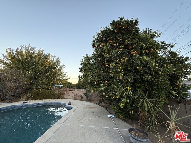 Building Photo - 23744 Hartland St