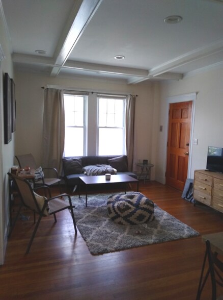 Building Photo - 1742 Commonwealth Ave