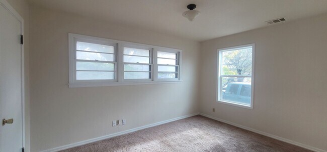 Building Photo - This Amazing Beauty has all you could ever want!