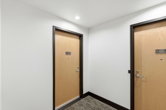 Building Photo - Modern Pearl District Condo – Studio with Alcove Bedroom + 1 Bath with City Views
