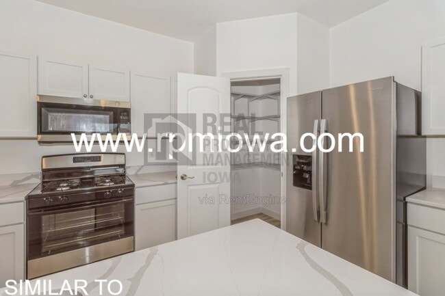 Building Photo - 8914 Hickory Dr