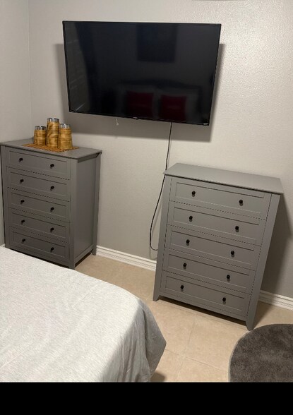 Building Photo - 8418 Lourenco Ln