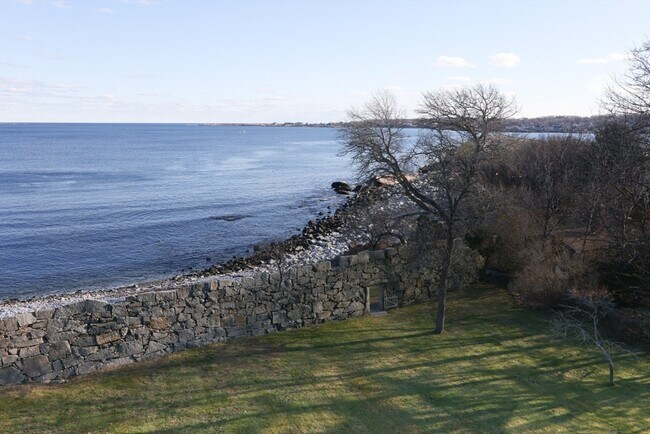 Building Photo - 101 Granite St