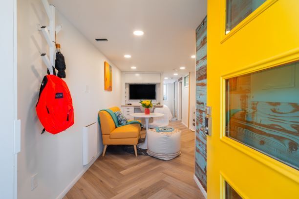 Building Photo - 3848 37th Ave SW