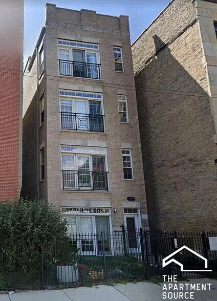 Building Photo - 1627 W Grand Ave