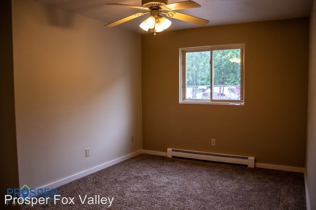 Building Photo - 836 Vine Ave