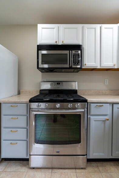 Building Photo - 101 Rocky Dunn Rd