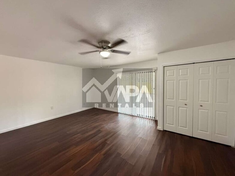 Building Photo - 407 Creath Pl