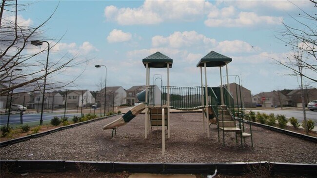 Building Photo - 813 Blue Hill Ln