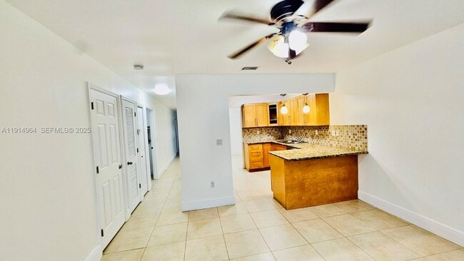 Building Photo - 3182 SW 25th Ter