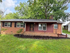Building Photo - 509 Memphis St