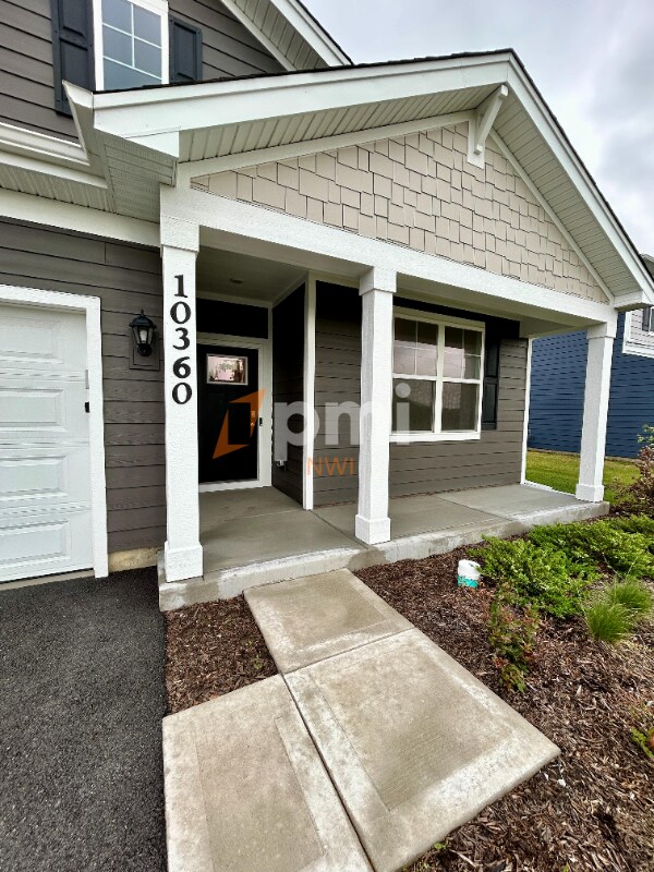 Building Photo - 10360 Blaine St