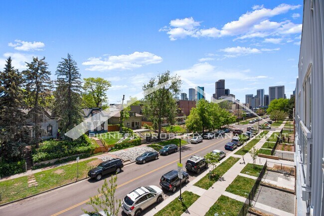 Building Photo - Newer Studio Apt in RiNo District in Denver 1 Underground Parking Space!